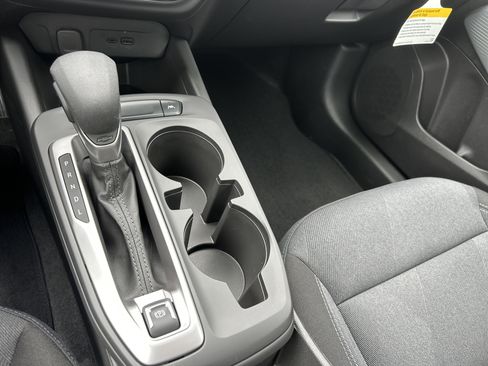 Used 2026 Chevrolet Trax LS w/ LS Convenience Package FWD image 19
