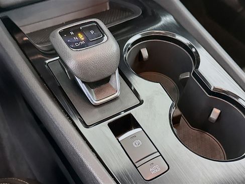 Used 2024 Nissan Rogue SV image 24