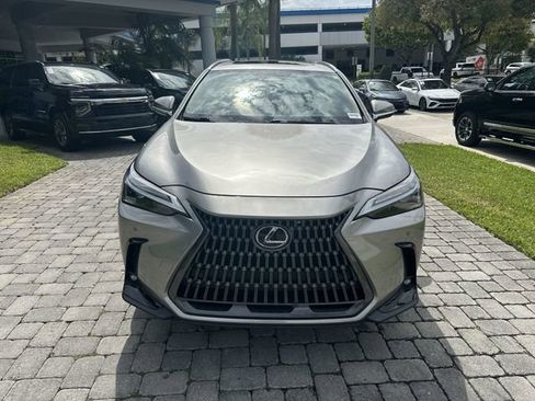 Used 2024 Lexus NX 250 FWD image 18
