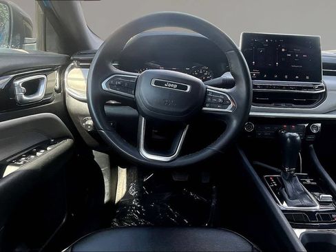 Used 2024 Jeep Compass Limited AWD/4WD image 8