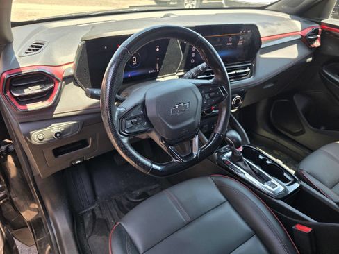 Used 2024 Chevrolet TrailBlazer RS FWD image 18