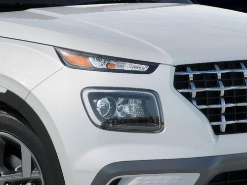 New 2026 Hyundai Venue SEL image 9