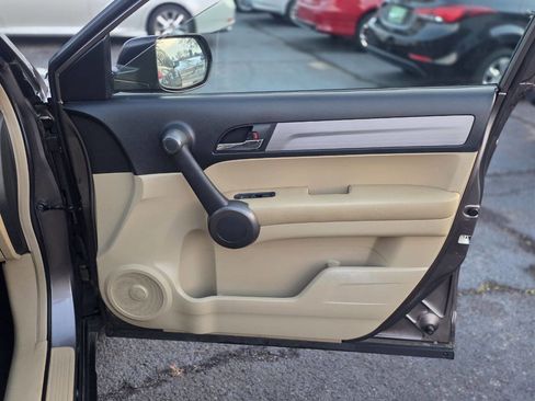 Used 2011 Honda CR-V SE image 11