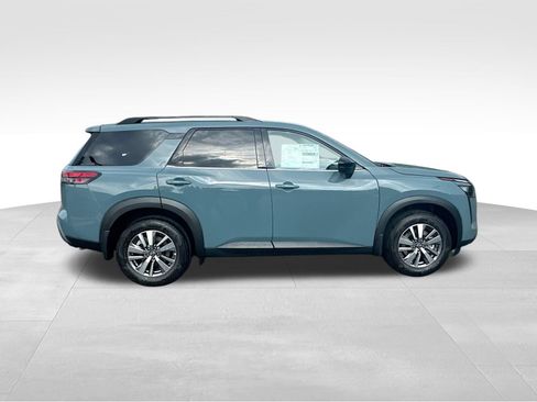 New 2026 Nissan Pathfinder SL FWD image 8