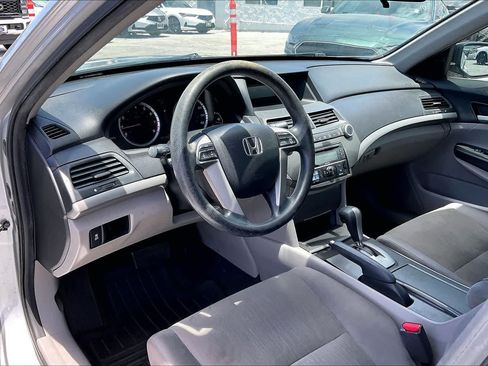 Used 2011 Honda Accord LX image 2