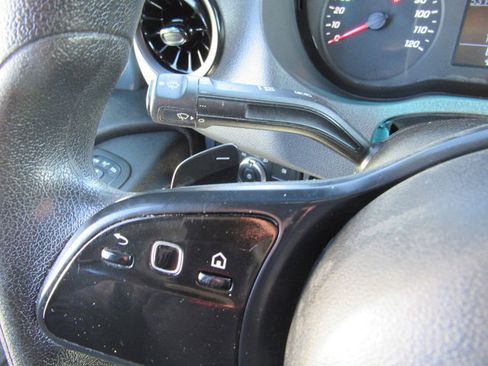 Used 2019 Mercedes-Benz Sprinter 170 image 34