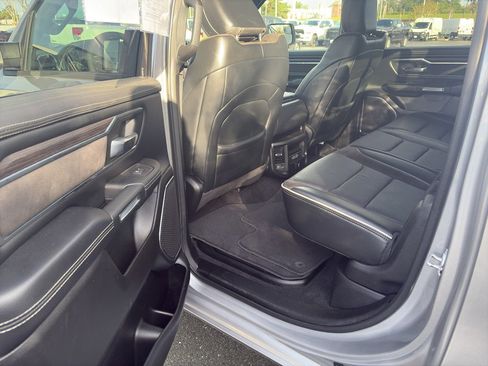 Used 2025 RAM 1500 Laramie image 14
