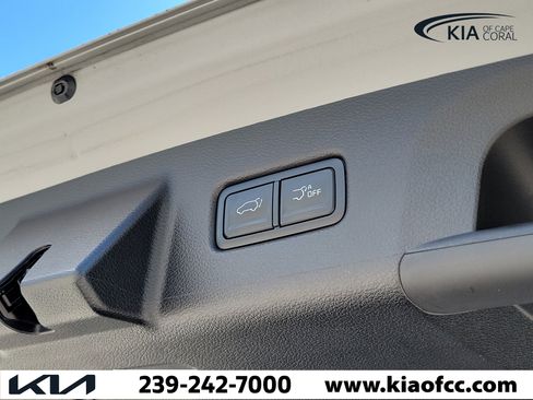 Used 2025 Kia Telluride EX X-Line AWD/4WD image 12