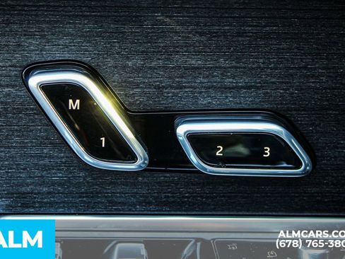 Used 2024 Land Rover Range Rover SE image 46