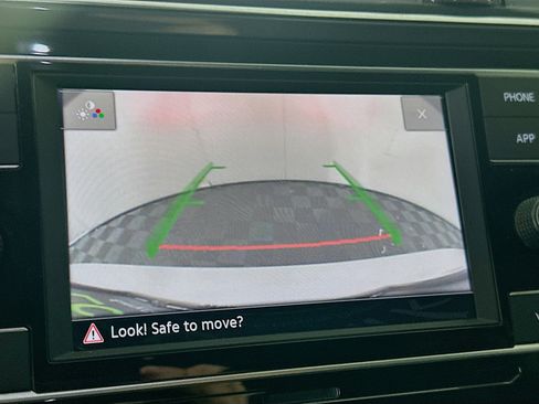 Used 2023 Volkswagen Tiguan S image 21