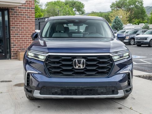Used 2025 Honda Pilot EX-L image 2
