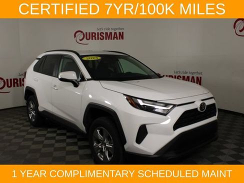 Used 2024 Toyota RAV4 XLE AWD/4WD image 10