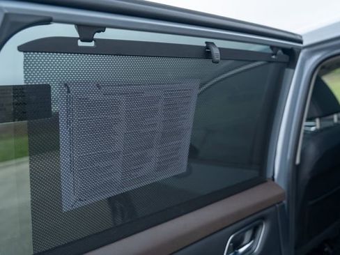 Used 2022 Nissan Rogue Platinum w/ Head-Up Display Package image 22