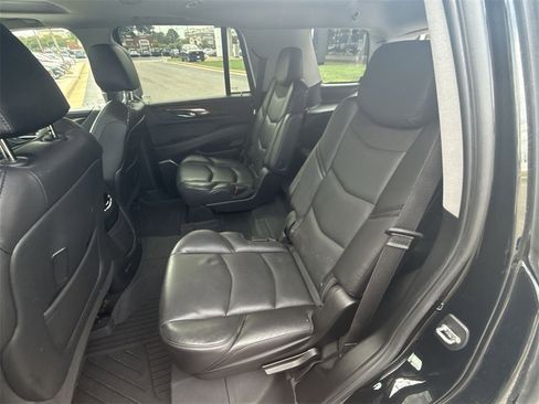 Certified 2020 Cadillac Escalade Luxury w/ Escalade Sport Edition image 25