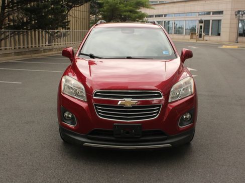 Used 2015 Chevrolet Trax LTZ FWD image 3