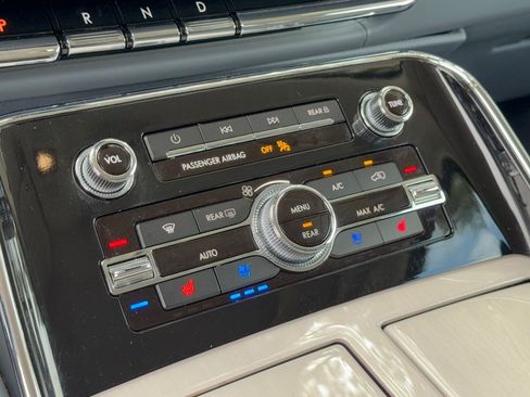 Used 2023 Lincoln Navigator Black Label AWD/4WD image 22