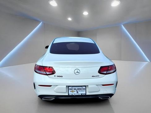 Used 2023 Mercedes-Benz C 300 4MATIC Coupe image 4