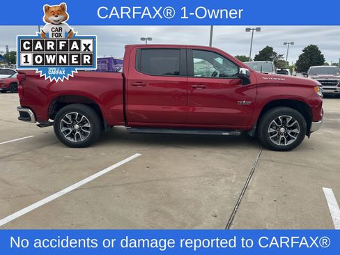 Used 2024 Chevrolet Silverado 1500 LT image 2