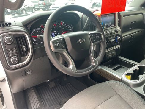 Used 2019 Chevrolet Silverado 1500 RST RWD image 39