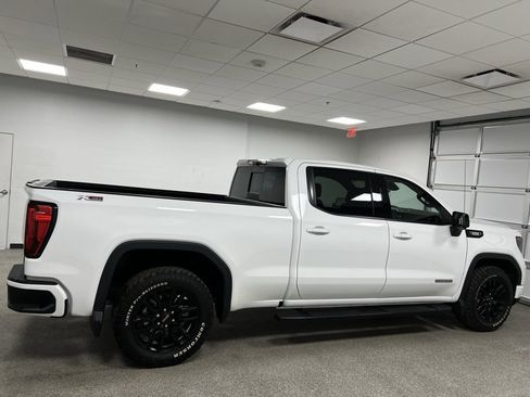 Used 2025 GMC Sierra 1500 Elevation w/ Elevation Premium Package image 14