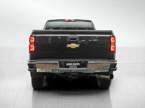 Used 2016 Chevrolet Silverado 2500 LT w/ LT Convenience Package AWD/4WD image 4