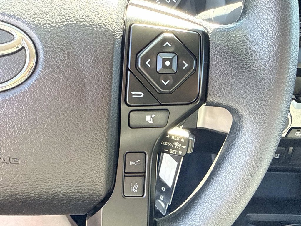 Used 2022 Toyota Tacoma SR AWD/4WD image 20