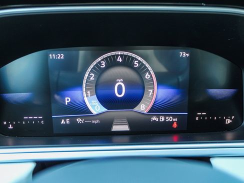 Used 2025 Volkswagen Taos SE image 23