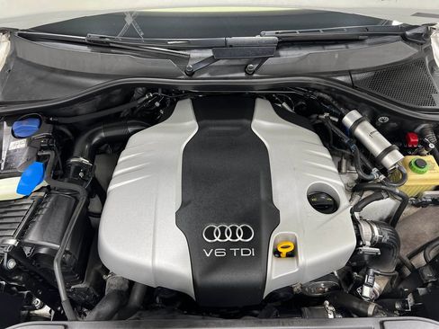 Used 2015 Audi Q7 TDI Premium Plus w/ Premium Plus Package AWD/4WD image 32