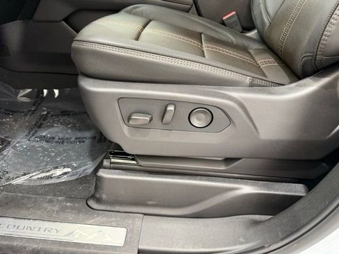 New 2026 Chevrolet Tahoe High Country image 15