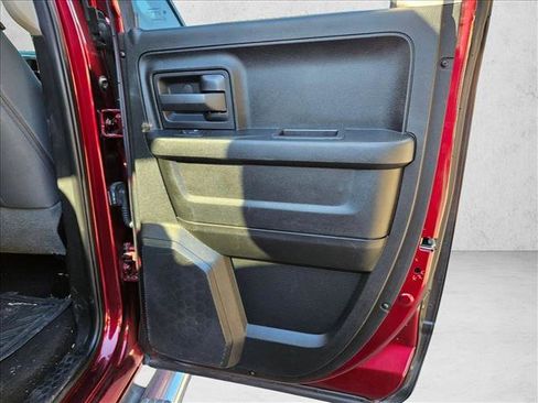 Used 2018 RAM 1500 Express w/ Express Value Package image 22