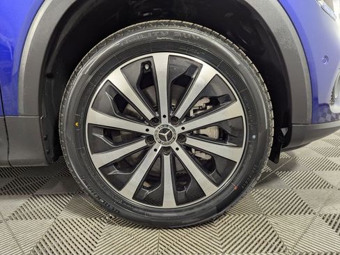 Used 2021 Mercedes-Benz GLB 250 image 32