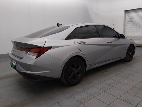 Used 2022 Hyundai Elantra SEL w/ Cargo Package FWD image 10