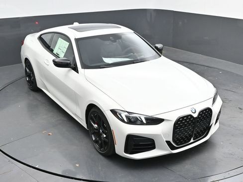 New 2026 BMW 430i Coupe w/ M Sport Package image 31