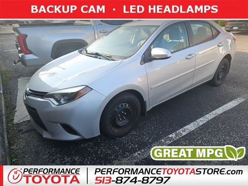 Used 2016 Toyota Corolla LE FWD image 1