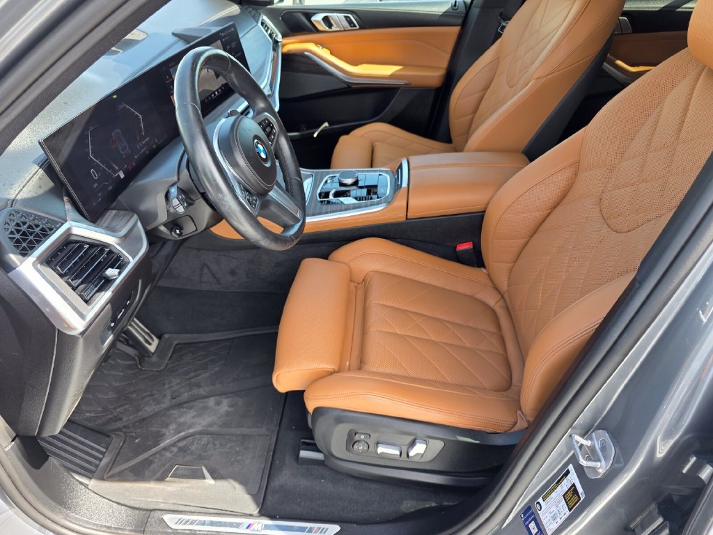Certified 2025 BMW X5 sDrive40i w/ M Sport Package RWD image 9