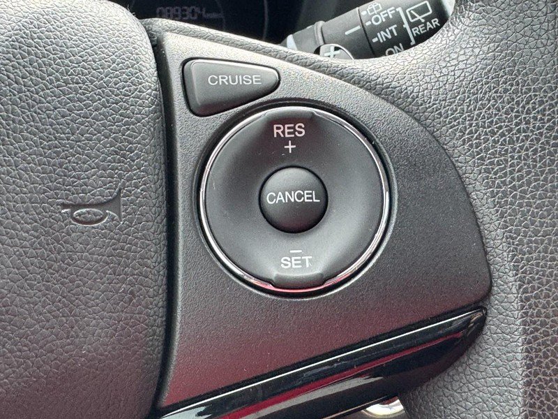 Used 2017 Honda HR-V EX image 21
