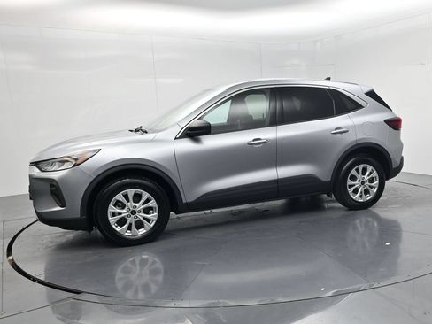 Used 2024 Ford Escape Active AWD/4WD image 4