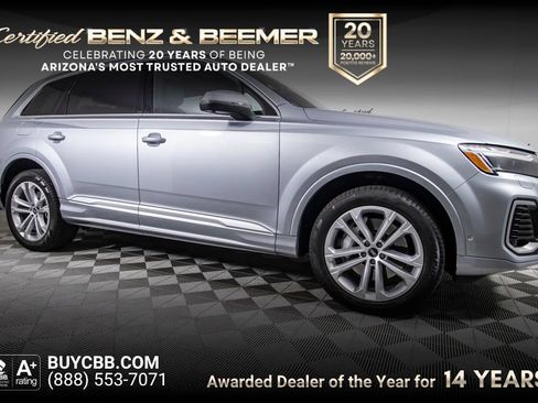Used 2025 Audi Q7 2.0T Premium w/ Convenience Package AWD/4WD image 1