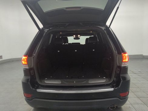 Used 2017 Jeep Grand Cherokee Limited AWD/4WD image 29