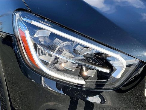 Used 2022 Mercedes-Benz GLC 300 GLC 300 w/ Premium Package Lite image 31