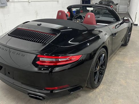 Used 2018 Porsche 911 Carrera image 8