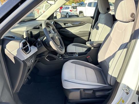 New 2026 Chevrolet TrailBlazer LT w/ Driver Confidence Package image 19