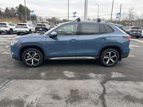 New 2026 Volkswagen Tiguan SE image 3