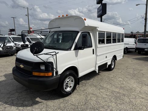 Used 2005 Chevrolet Express 3500 w/ School Bus Package RWD image 6