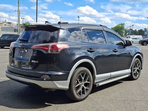Used 2016 Toyota RAV4 SE w/ Cargo Management Package AWD/4WD image 7