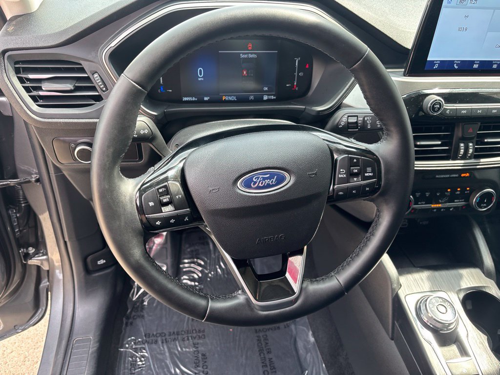 Certified 2025 Ford Escape Active AWD/4WD image 15