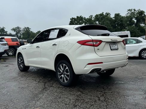 Used 2019 Maserati Levante image 21