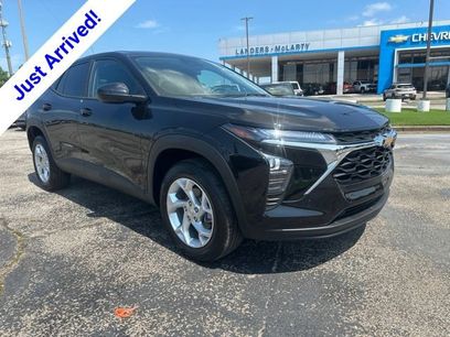 New 2026 Chevrolet Trax LS w/ LS Convenience Package