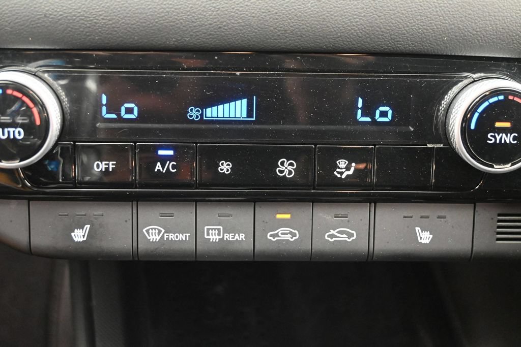 Used 2023 Hyundai Elantra SEL w/ Convenience Package FWD image 20