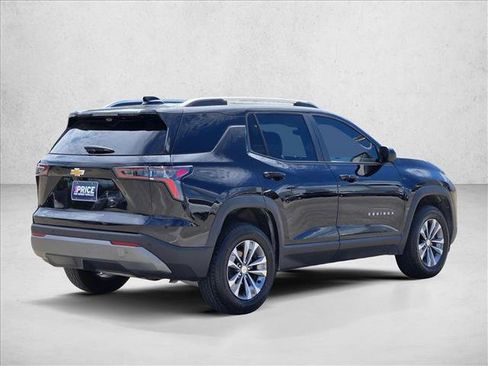 Used 2025 Chevrolet Equinox LT w/ Convenience Package II FWD image 5